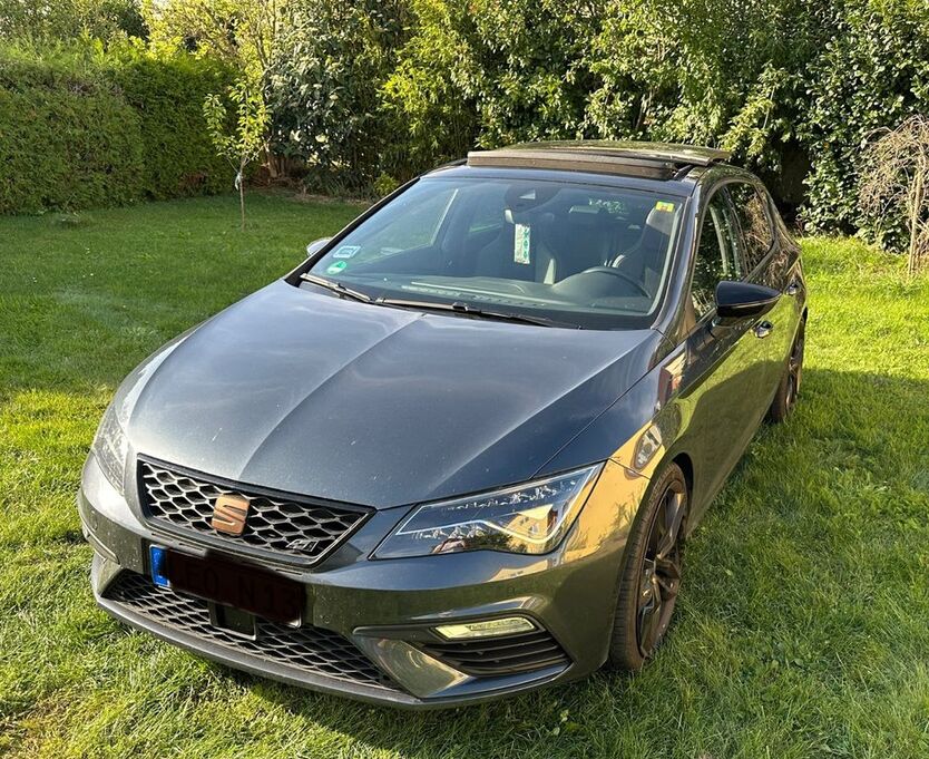 Seat Leon 115.000 km 23.900 € Eberdingen 71735