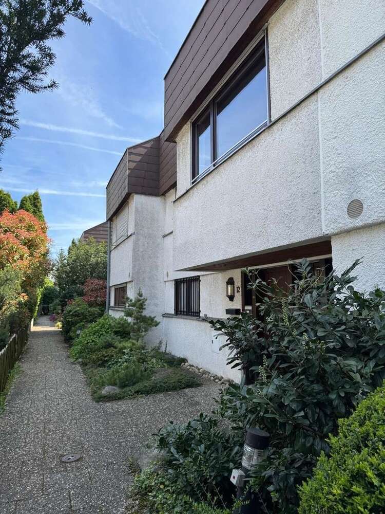 Haus zum Kaufen in Stuttgart Vaihingen 849.000 € 177.04 m²