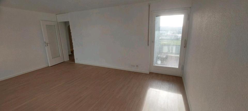 Etagenwohnung Gerlingen - 3 Zimmer, 77 m&sup2;, 1.475&euro; | Angebot:25641336