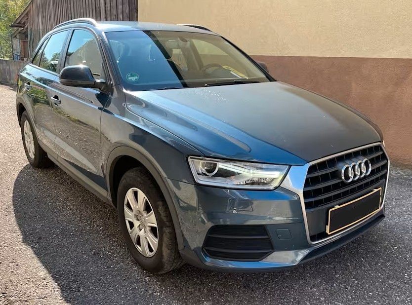 Audi Q3 131.000 km 12.999 € Ditzingen 71254