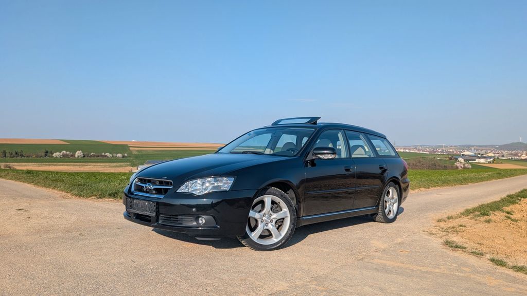 Subaru Legacy 119.000 km 7.990 &euro; Leonberg 71229
