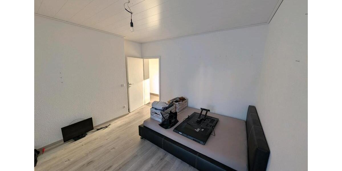 Erdgeschoßwohnung Remchingen - 4 Zimmer, 106 m&sup2;, 1.200&euro; | Angebot:25311199