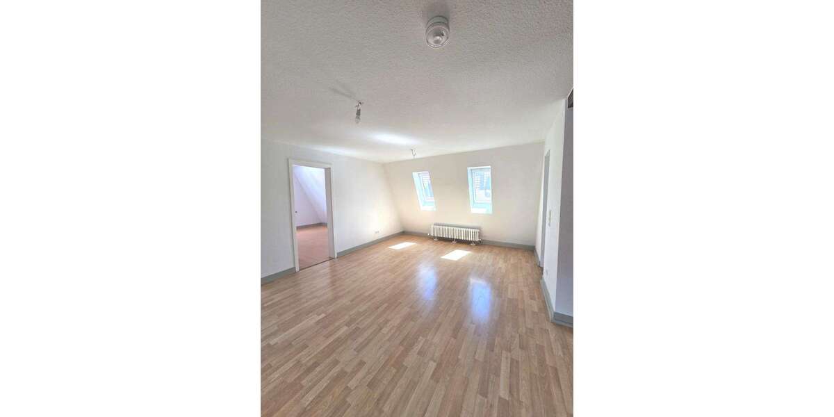 Etagenwohnung Karlsruhe Durlach - 4 Zimmer, 106 m&sup2;, 1.190&euro; | Angebot:27383925