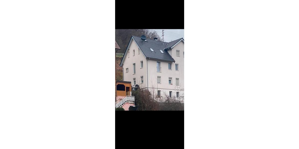 Doppelhaushälfte Calw - 7 Zimmer, 150 m&sup2;, 375.000&euro; | Angebot:25805337