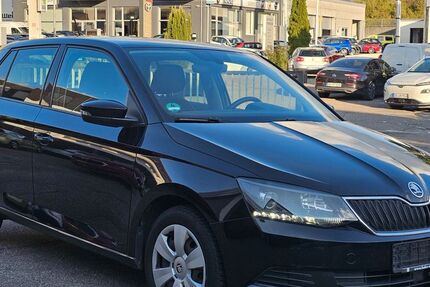 Skoda Fabia 93.000 km 9.950 € Leonberg 71229