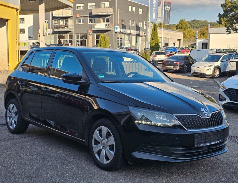 Skoda Fabia 93.000 km 9.950 € Leonberg 71229