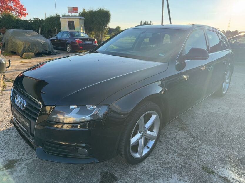 Audi A4 203.000 km 4.500 € Sindelfingen/Stuttgart 71069