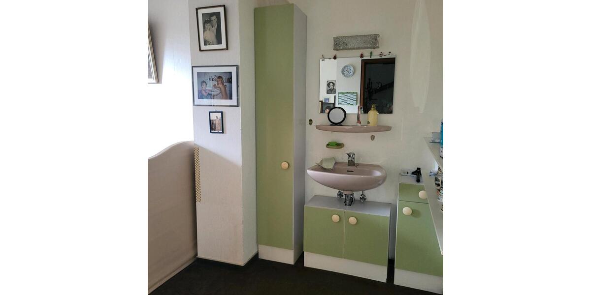 REIHENHAUS Einfamilienhaus Leonberg, 148m2 Wfl, 2 Garagenplätze 6 zimmer