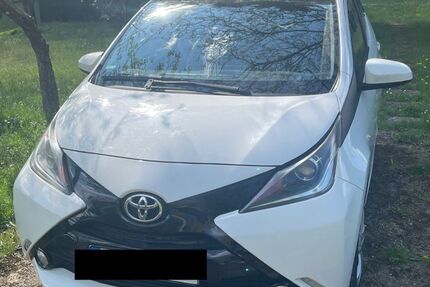Toyota Aygo (X) 81.000 km 6.000 &euro; Wurmberg 75449