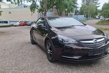 Opel Cascada 125.000 km 9.999 € Stuttgart 70469