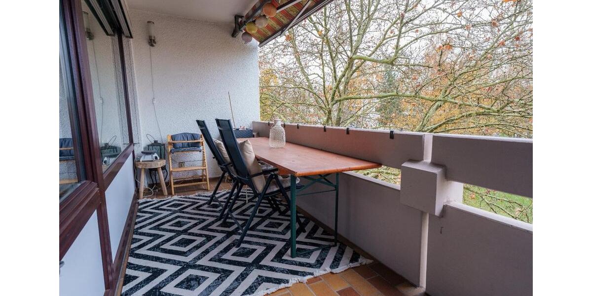 Etagenwohnung Sindelfingen Sindelfingen (Stadt) - 4.5 Zimmer, 104 m&sup2;, 1.600&euro; | Angebot:26448415