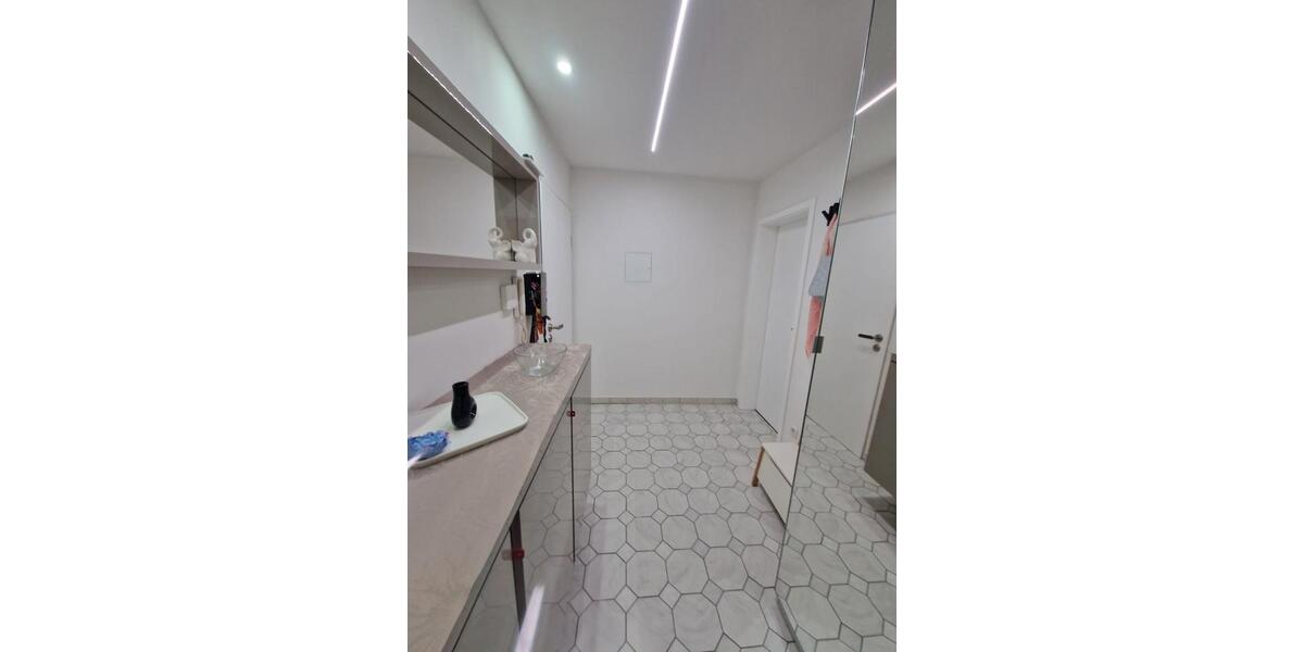 Dachgeschoßwohnung Tiefenbronn - 3 Zimmer, 75 m&sup2;, 269.000&euro; | Angebot:26032041