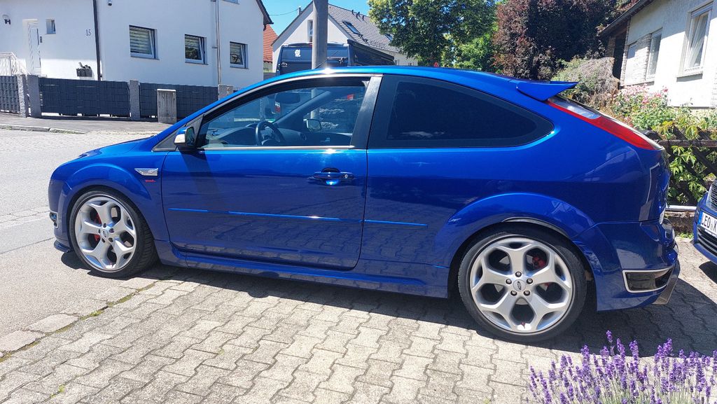 Ford Focus 123.000 km 8.399 &euro; Renningen 71272