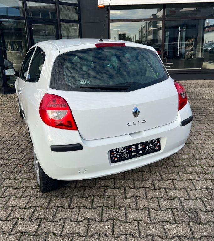 Renault Clio 17.500 km 4.999 € Bruchsal 76646