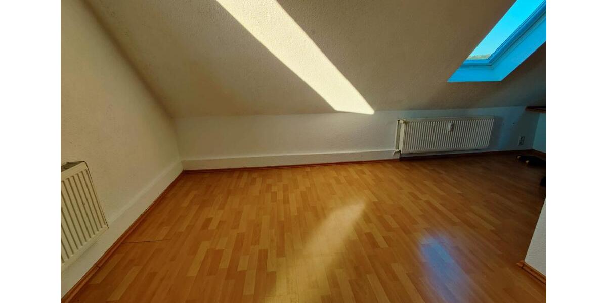 Dachgeschoßwohnung Pfinztal - 2 Zimmer, 34 m&sup2;, 125.000&euro; | Angebot:26215226