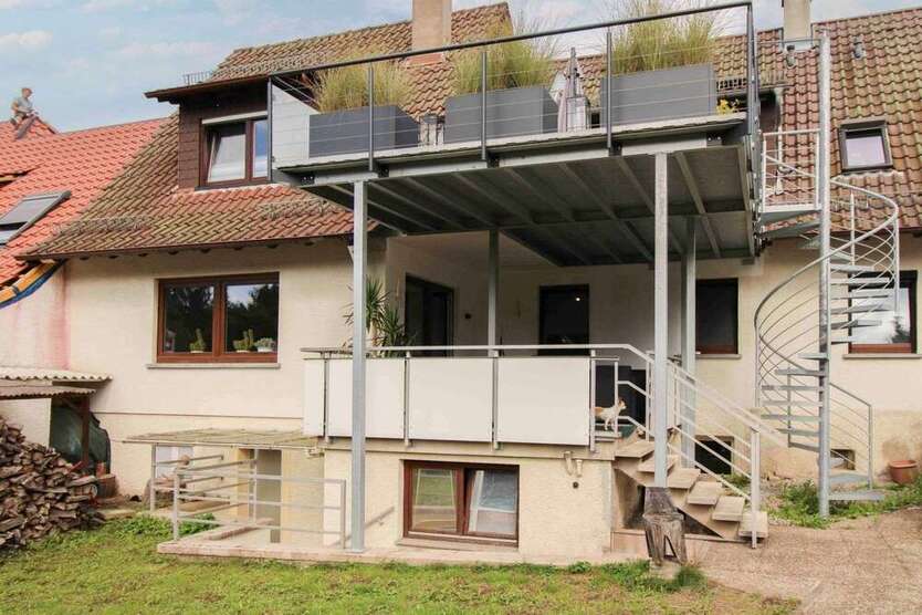 Wohnung zum Kaufen in Pforzheim 249.000 € 96 m² 3 zimmer