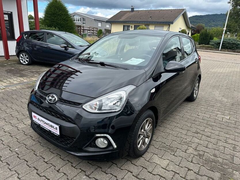 i10