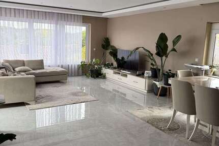 Haus zum Kaufen in Wildberg 489.000 € 109 m² 4 zimmer