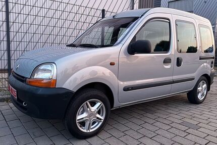 Renault Kangoo 32.000 km 7.200 € Grafenau 71120