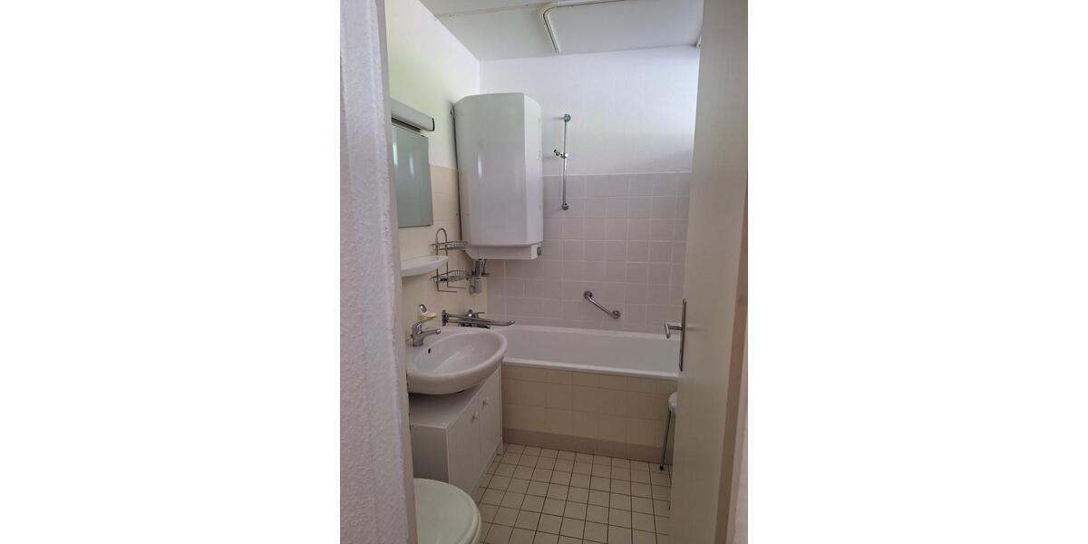 Hochparterre Bad Wildbad - 1 Zimmer, 35 m&sup2;, 87.400&euro; | Angebot:27189976