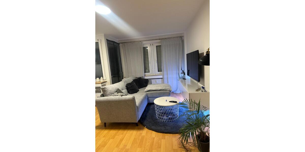 Etagenwohnung Sindelfingen - 2 Zimmer, 50 m&sup2;, 1.000&euro; | Angebot:26161282