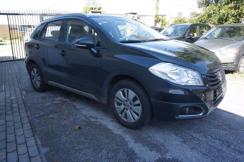 (SX4) S-Cross