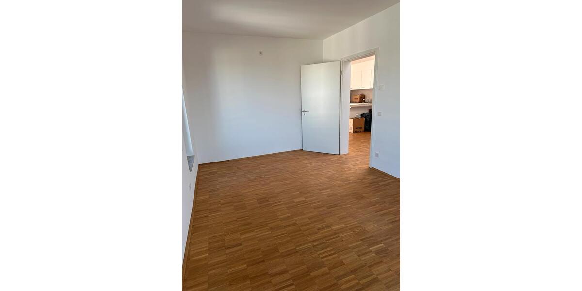 Einfamilienhaus Pforzheim Nordstadt - 2 Zimmer, 83 m&sup2;, 1.550&euro; | Angebot:25804691
