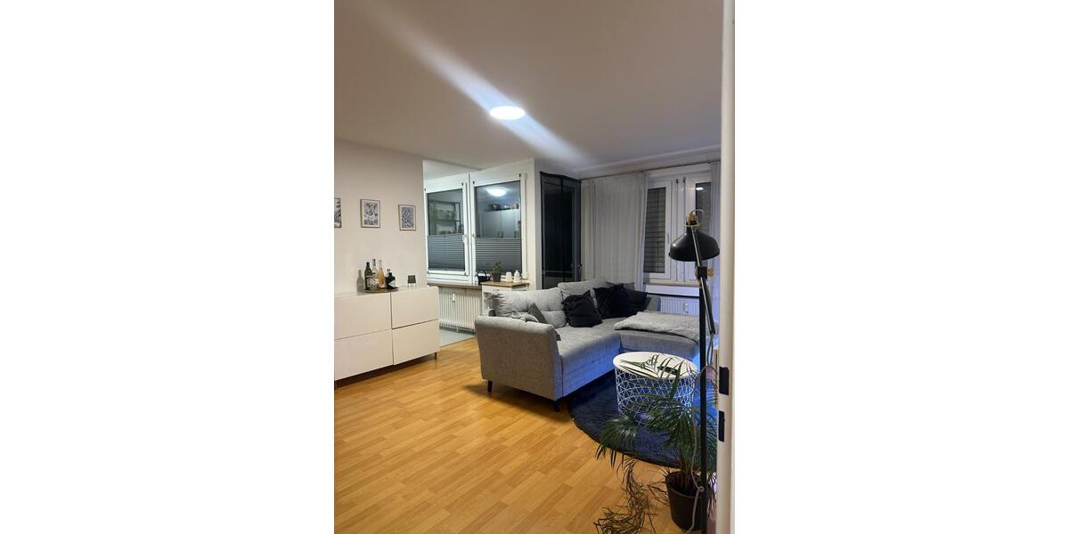 Etagenwohnung Sindelfingen - 2 Zimmer, 50 m&sup2;, 1.000&euro; | Angebot:26161282