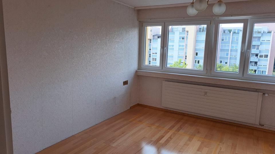 Etagenwohnung Sindelfingen Darmsheim - 3.5 Zimmer, 85 m&sup2;, 289.000&euro; | Angebot:27096424