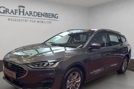 Ford Focus 9.900 km 25.980 &euro; Karlsruhe 76185
