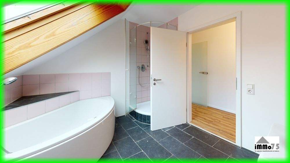 Etagenwohnung Mühlacker Dürrmenz - 6 Zimmer, 140 m&sup2;, 1.790&euro; | Angebot:25694872