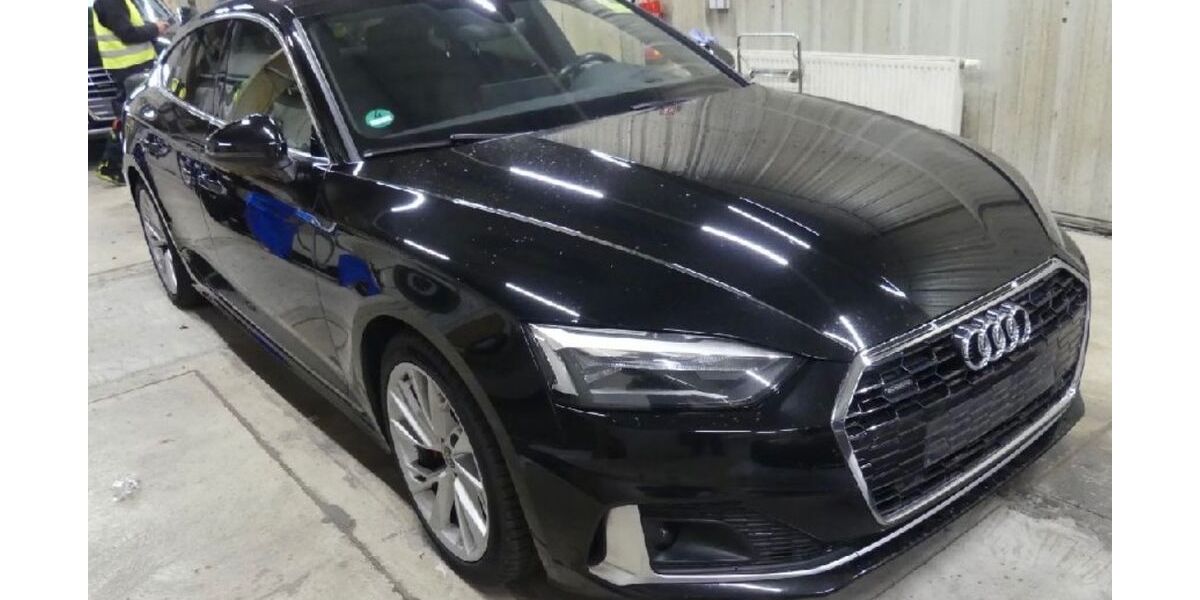 Audi A5 211.000 km 20.999 &euro; Ditzingen 71254