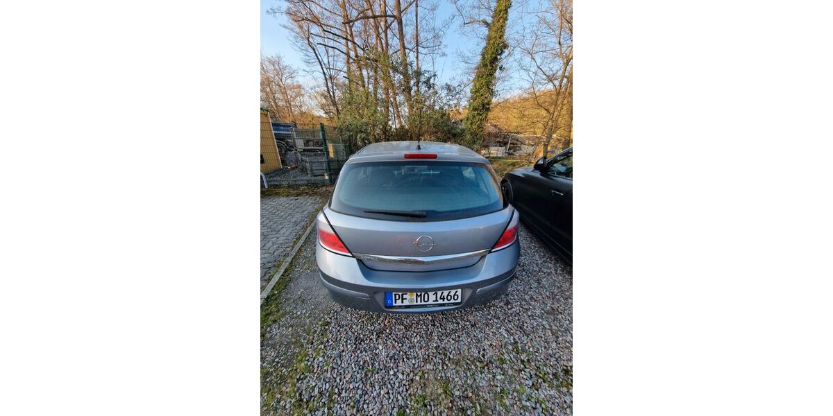Opel Astra 140.000 km 2.250 &euro; Remchingen 75195