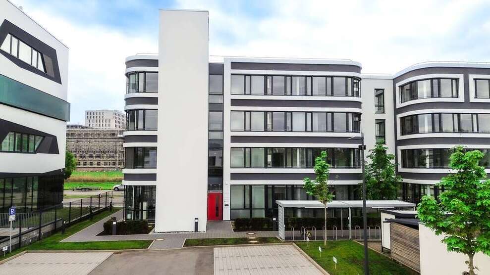 Büro in Sindelfingen 1.499.500 € 515 m²