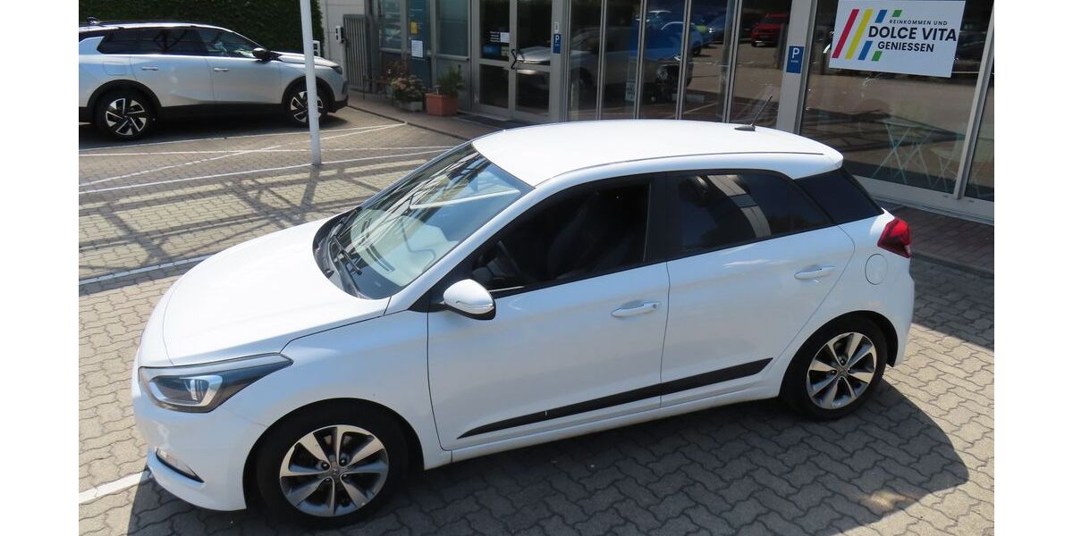 Hyundai i20 112.700 km 8.990 &euro; Mühlacker 75417