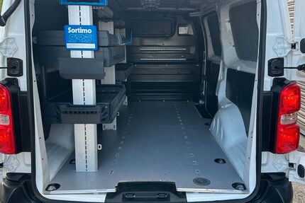 Opel Vivaro 64.203 km 18.990 &euro; Sindelfingen 71065