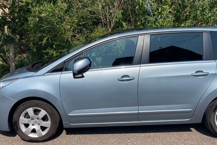 Peugeot 5008 120.000 km 6.500 &euro; Birkenfeld 75217