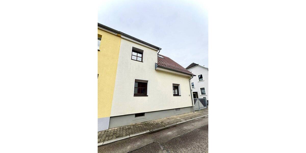Doppelhaushälfte Walzbachtal Wössingen - 7 Zimmer, 169 m&sup2;, 519.000&euro; | Angebot:26822640