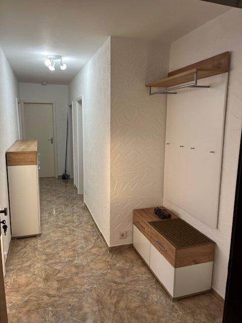 Modern möblierte 2,5 Zimmer Wohnung im Zentrum von Leonberg mit Balkon
