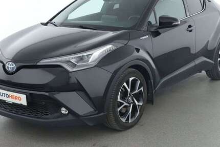 Toyota C-HR 71.526 km 18.100 € Stuttgart 70195