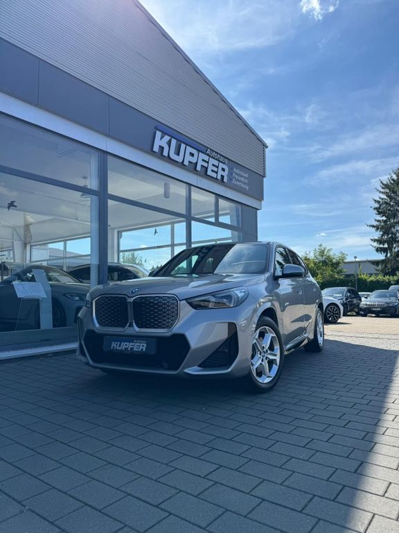 BMW iX1 13.180 km 41.700 € Vaihingen / Enz 71665