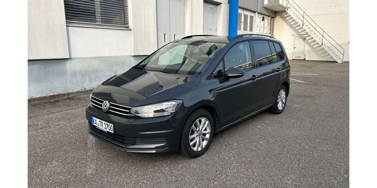 VW Touran 165.000 km 10.900 &euro; Karlsruhe 76139