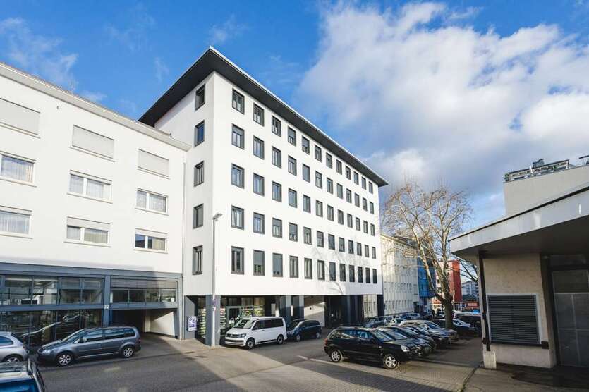 Wohnung zum Kaufen in Pforzheim 245.000 € 83.23 m²