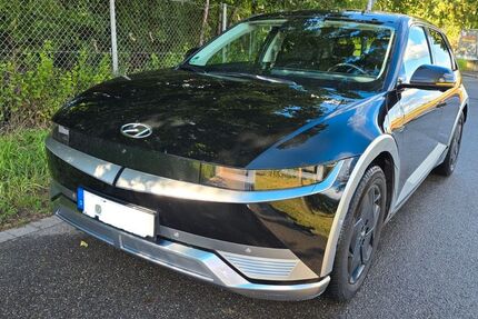 Hyundai IONIQ 5 89.000 km 23.000 € Stuttgart 70439