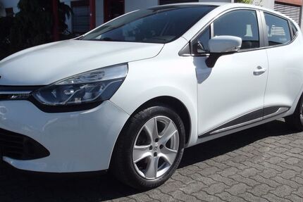 Renault Clio 71.300 km 8.500 &euro; Bruchsal 76646