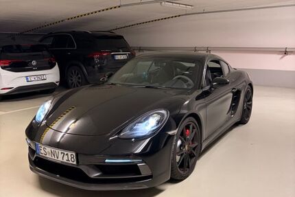 Porsche Cayman 54.075 km 62.400 € Stuttgart 70178