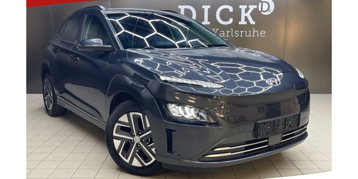 Hyundai KONA 20.000 km 16.450 € Karlsdorf-Neuthard 76689