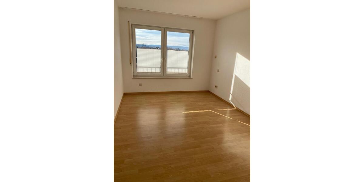 Etagenwohnung Remchingen - 2 Zimmer, 65 m&sup2;, 825&euro; | Angebot:25107430