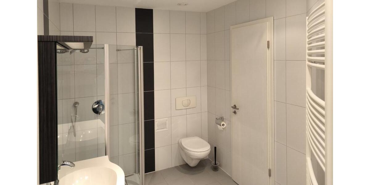 Einfamilienhaus Sindelfingen - 6.5 Zimmer, 198 m&sup2;, 930.000&euro; | Angebot:26906844