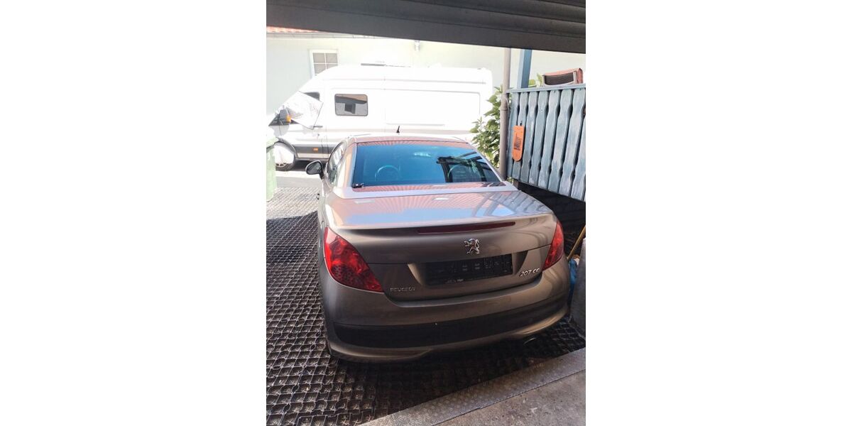 Peugeot 207 116.588 km 2.199 &euro; Königsbach-Stein 75203